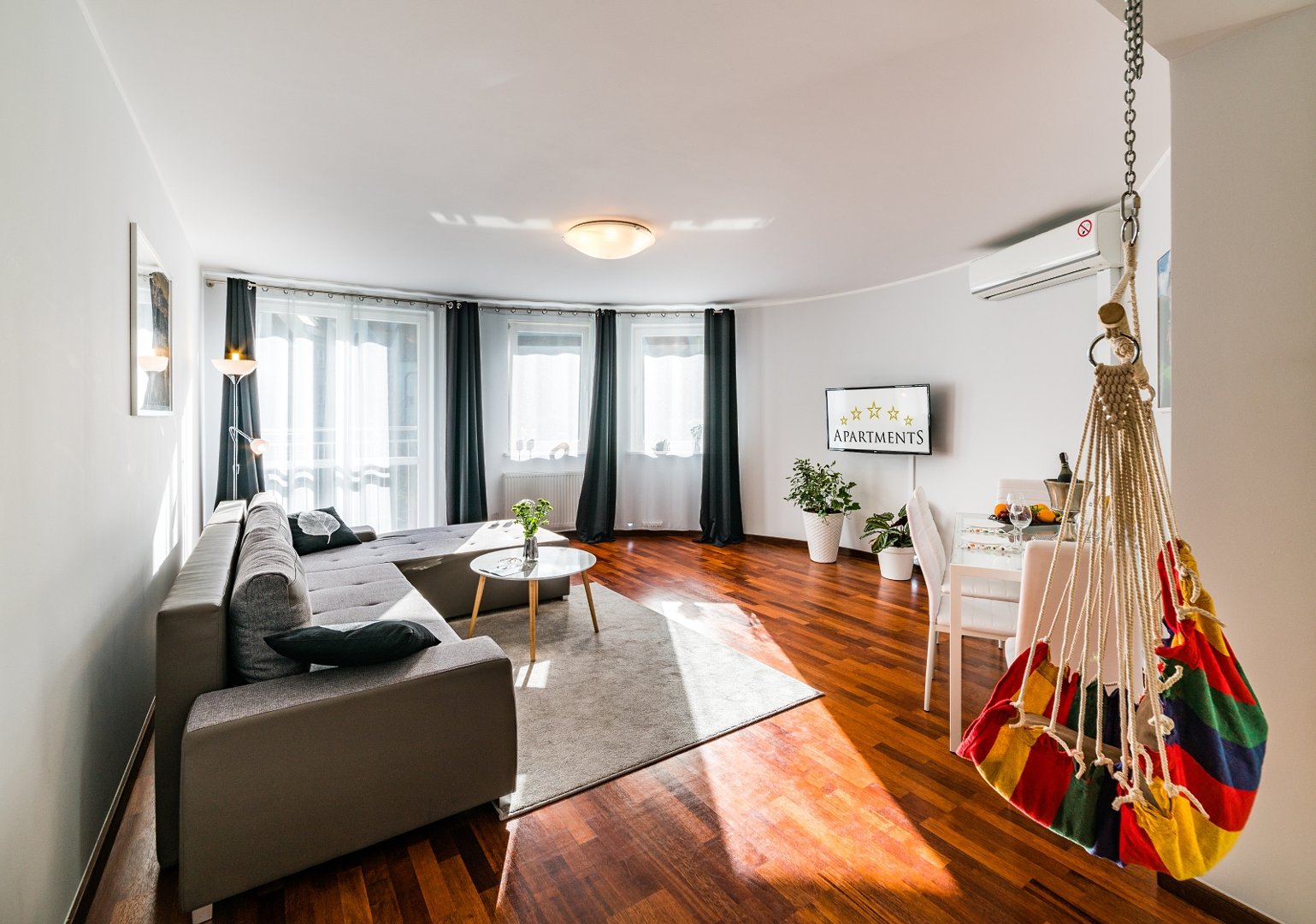 5-stars Apartments Apartament typu Deluxe â€“ ul. Rynek Nowy 2